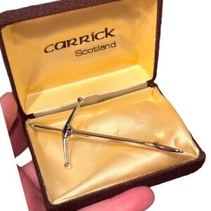 Vintage Carrick Silver plt Scottish Celtic Sword Brooch Boxed kilt pin
